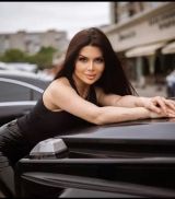 Миниатюра Массажистка Каролина Фестивальный Фотография 