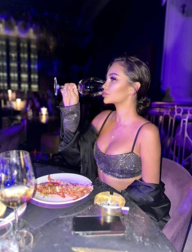 Индивидуалка Кира Фестивальный Фотография 